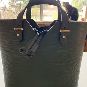 Camelia Roma Green Bucket Bag